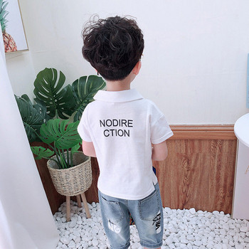 Παιδικό μπλουζάκι για αγόρια σε δύο χρώματα με κολάρο και εφαρμογή