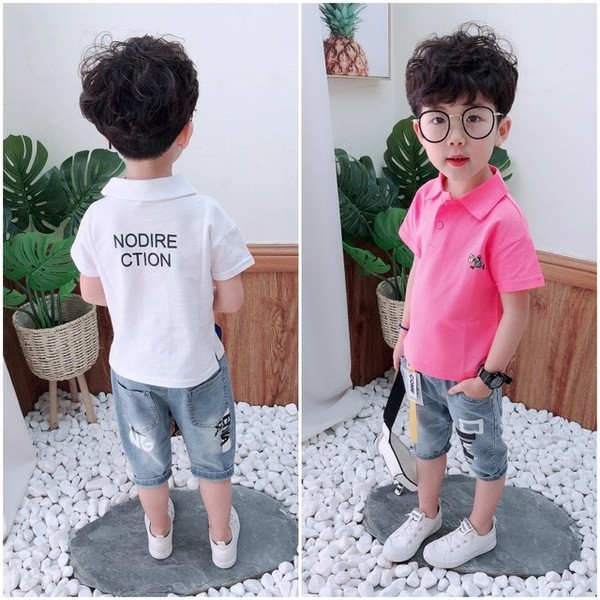 Gyerek póló fiúknak két színben gallérral és rátéttel