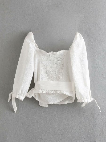 Modern női blúz 3/4-es ujjal és megkötővel