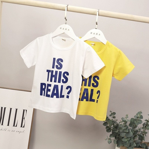 Gyermek póló fiúknak fehér és sárga színben felirattal