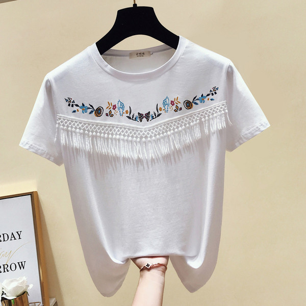 Stílusos női póló rátéttel és rojtokkal több színben