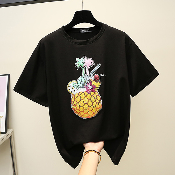 Női alkalmi póló fehér és fekete színben, flitterekkel