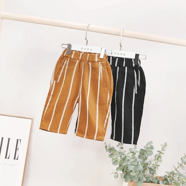 Modern gyereknadrág fiúknak két színben, zsebekkel