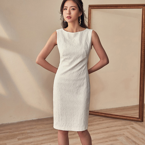 Stílusos női ruha O-nyakkal, két színben