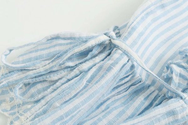 Stílusos női felső, kék színben