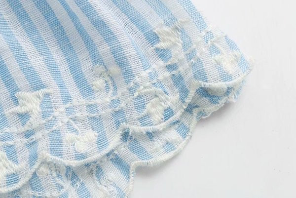 Stílusos női felső, kék színben