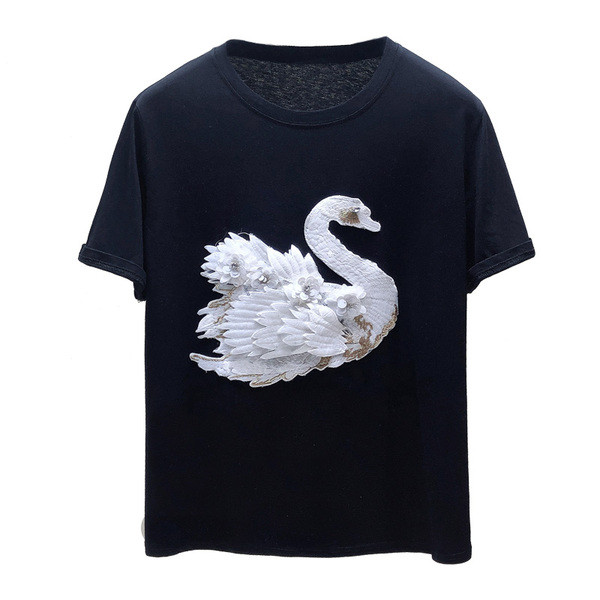 Aktuális női póló hattyúval fehér és fekete színben