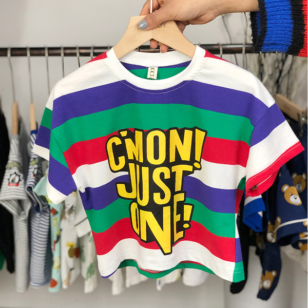 Modern gyerek póló fiúknak színes rátéttel