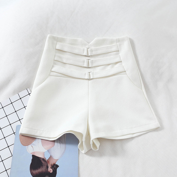 Stílusos, magas derekú női rövidnadrág három színben