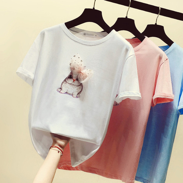 Alkalmi női póló rátéttel és szalaggal, három színben