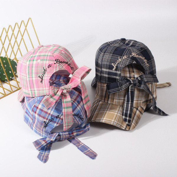 Kockás női nyári sapka négy színben