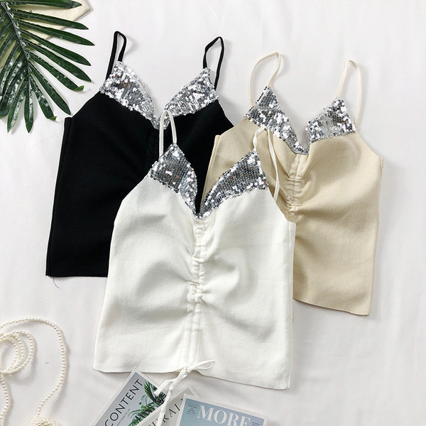 Modern női felső, vékony pántokkal és flitterekkel, három színben