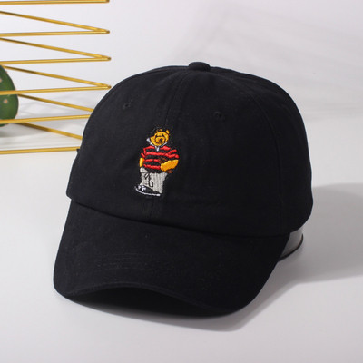 Női nyári sapka színes, rózsaszín, fekete és fehér hímzéssel