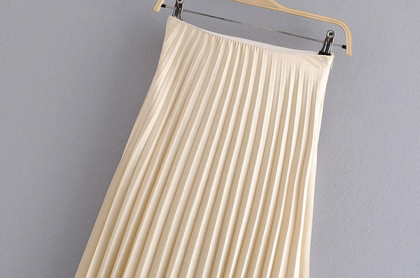 Stílusos hajtogatott női szoknya