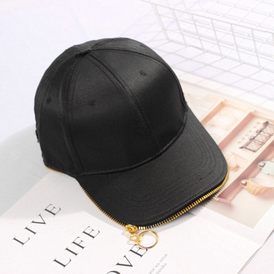 Stílusos női nyári sapka 3D elemmel, három színben