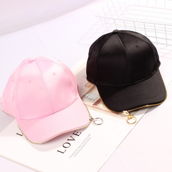 Stílusos női nyári sapka 3D elemmel, három színben