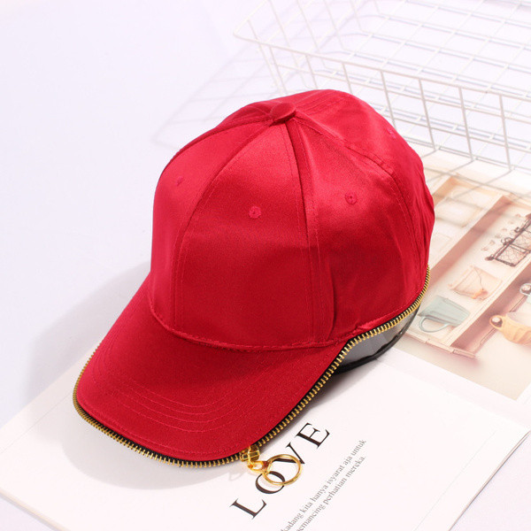 Stílusos női nyári sapka 3D elemmel, három színben