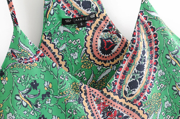 Modern női felső pántokkal