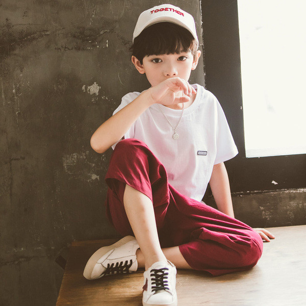 Alkalmi gyerek póló fiúknak fehér és fekete színben