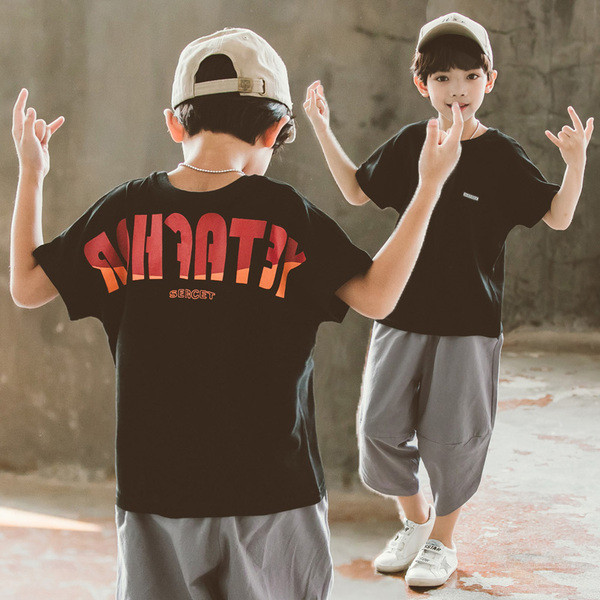 Alkalmi gyerek póló fiúknak fehér és fekete színben