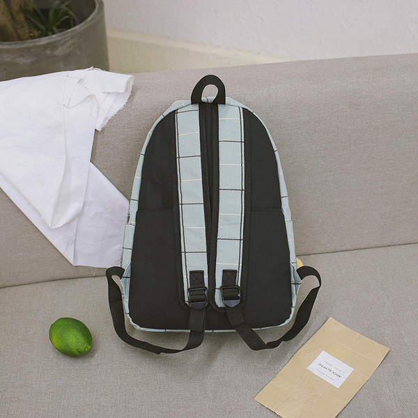 Hétköznapi női hátizsák többféle színben