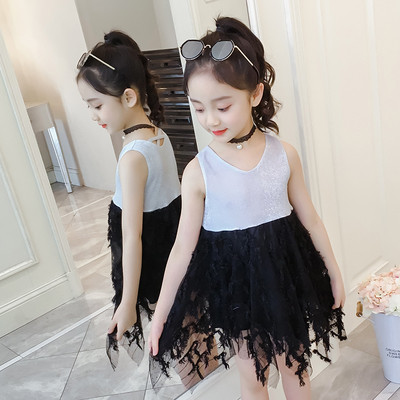 Stílusos gyerekruha három színben V-nyakkal