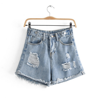 Lezser női rövidnadrág szakadt motívumokkal
