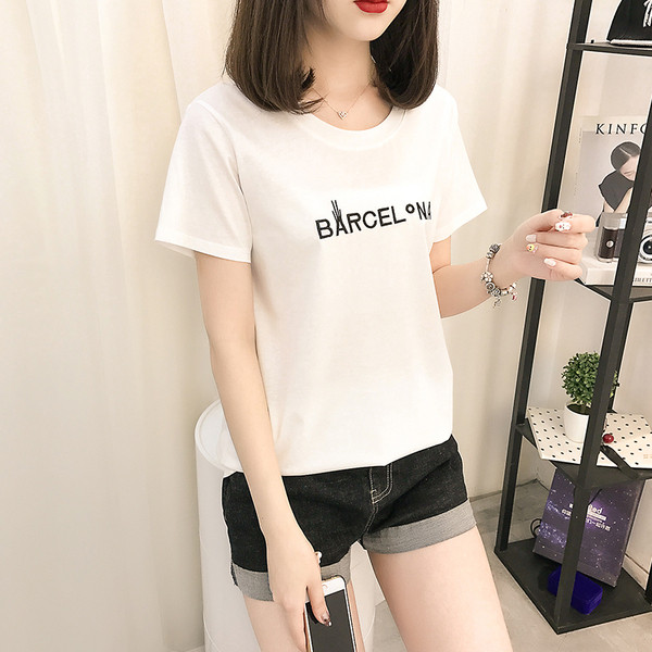 Modern lezser női póló rövid ujjú, különböző színű felirattal