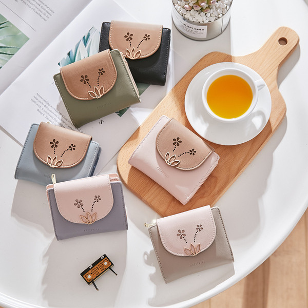 Stílusos női pénztárca több színben