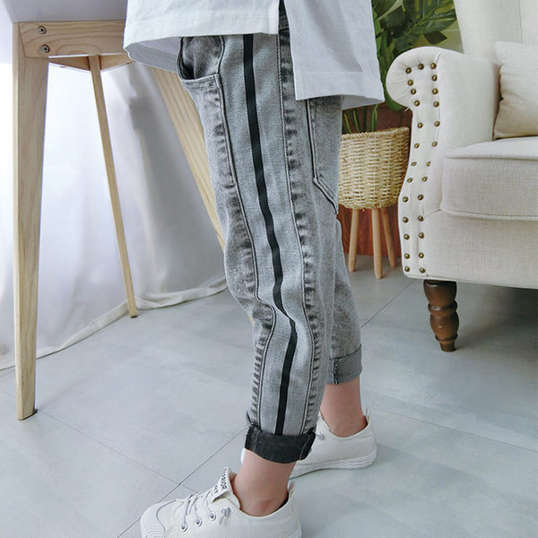 Aktuális szürke színű gyerekfarmer fiúknak