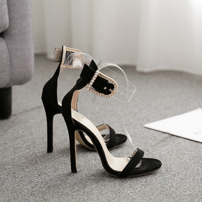 Elegáns női magas sarkú szandál bézs és fekete színben