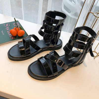 Modern női szandál öko bőrből, lapos talppal fehér és fekete színben