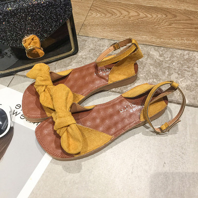 Aktuális női szandál öko velúrból, lapos talppal három színben