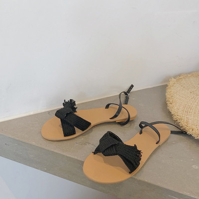 Alkalmi női szandál két színben - fehér és fekete