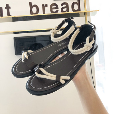 Eko bőrből készült alkalmi női szandál két színben