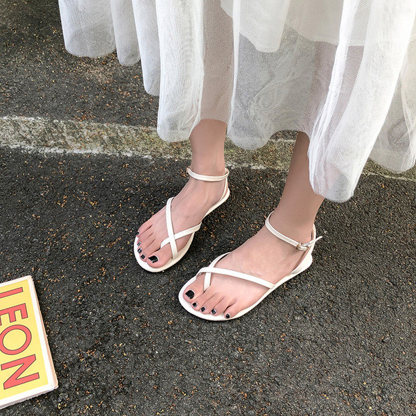 Női alkalmi szandál négy színű eco bőrből