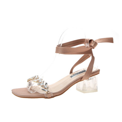 Modern női magas sarkú cipő több színben, díszkövekkel