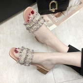 Aktuális női papucs díszgyöngyökkel három színben