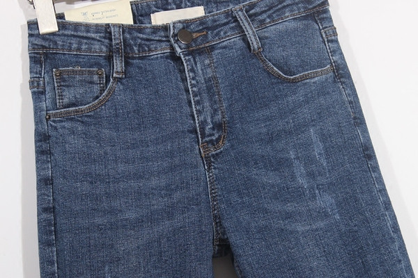 Blugi moderni de dama in albastru si negru cu motive rupte