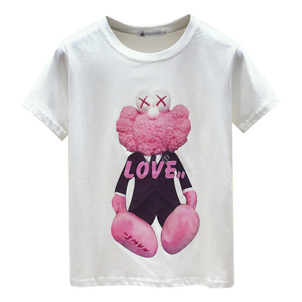 Tricou de dama modern cu aplicatie si decolteu O