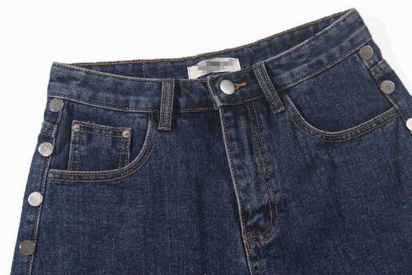 Női alkalmi rövidnadrág fekete és kék színben