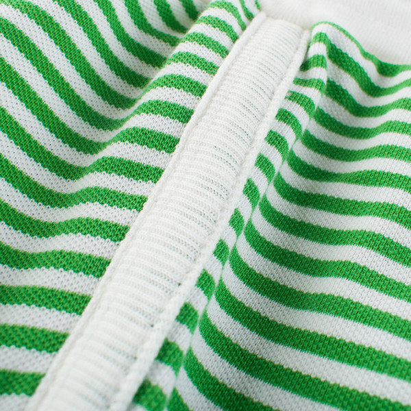 Pantaloni scurți pentru copii în două culori pentru băieți