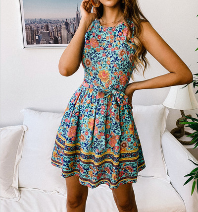 Rochie casual de dama cu decolteu O cu bretele groase si motiv floral