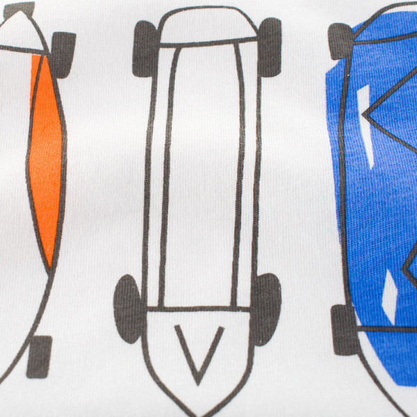 Gyermek napi mellény fiúknak fehérben, rátéttel