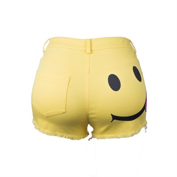 Модерни дамски къси панталони с апликация в жълт цвят 