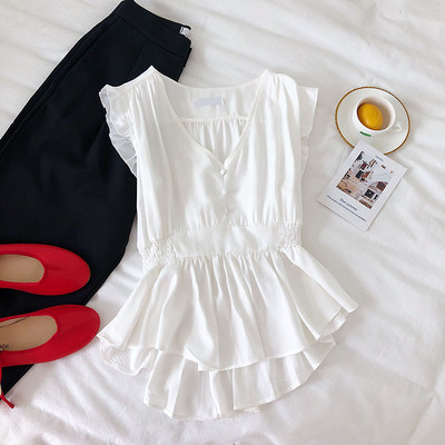 Modern női blúz fehér, fekete és kék színben, V-nyakkal