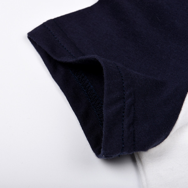 Korszerű rátéttel ellátott gyerekpóló - fiúknak