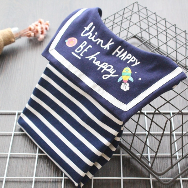 Modern csíkos gyerekruha