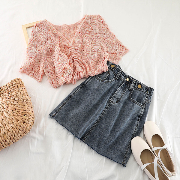 Fusta de dama moderna din denim cu nasturi