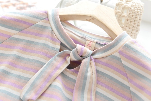 Tricou pentru copii modern cu cravate